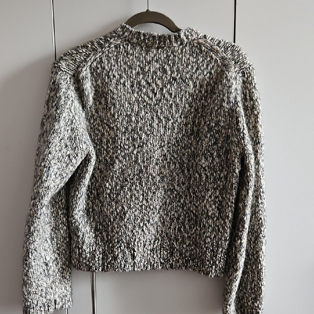 Massimo Dutti Gray Knit Sweater with Gold Accent - Picture 3 of 8